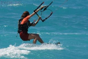 prezent Kurs kitesurfingu dla początkujących - I stopień IKO
